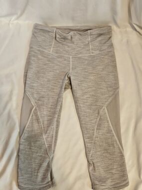 lululemon- Women's Run With The Sun Crop space-dye Leggings SZ 6